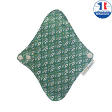 Charger l'image dans la galerie, Serviette hygiénique lavable en tissu coton aux motifs éventails