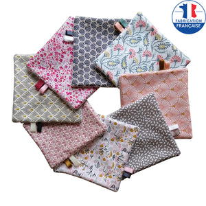 Lot de 8 lingettes lavables en coton aux tons roses, blancs et gris